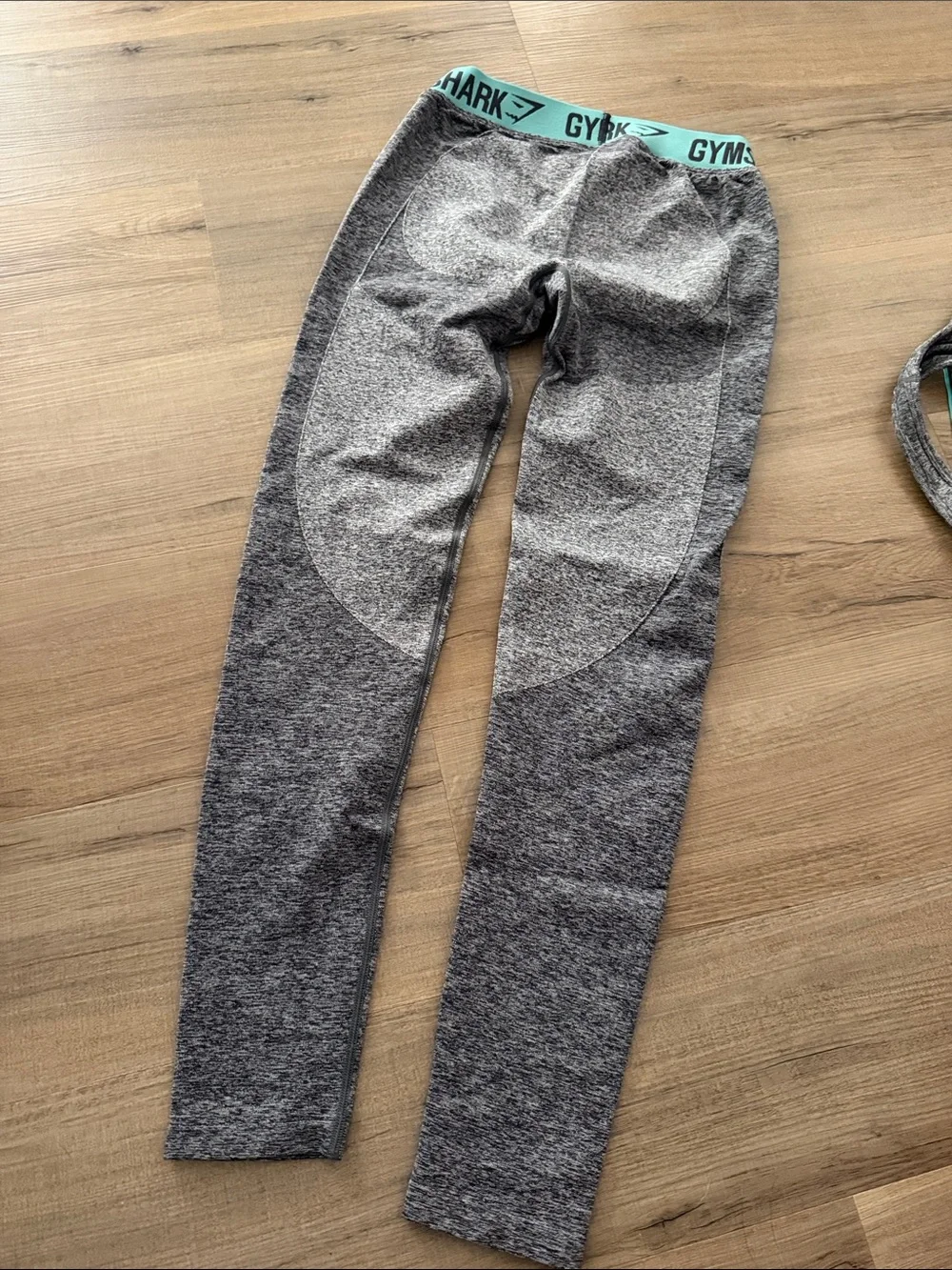 Gymshark Grey and Turquoise Set - Sports Bra Bike Shorts Leggings